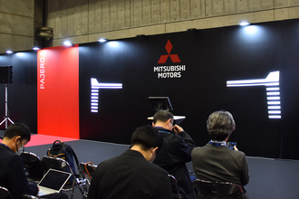 三菱が年内に投入する「新型クロスカントリーSUV」とは？　パジェロだらけのブースで岸浦新社長が語る!!