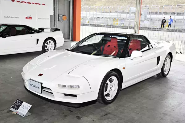 「ホントに走り以外「どうでもよかった」が伝わってくるホンダ「タイプＲ伝説」５つ」の画像