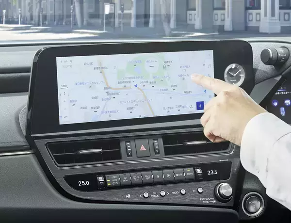 「最新のマルチメディアシステムや予防安全技術の機能拡充！　レクサス ESを一部改良し特別仕様車も設定」の画像