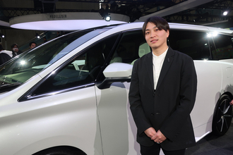 純正でココまでやるとは……モデリスタ攻めまくり！　目立ちまくりの「アルファード コンセプト」を作った人に直撃インタビュー!!　【東京オートサロン2026】