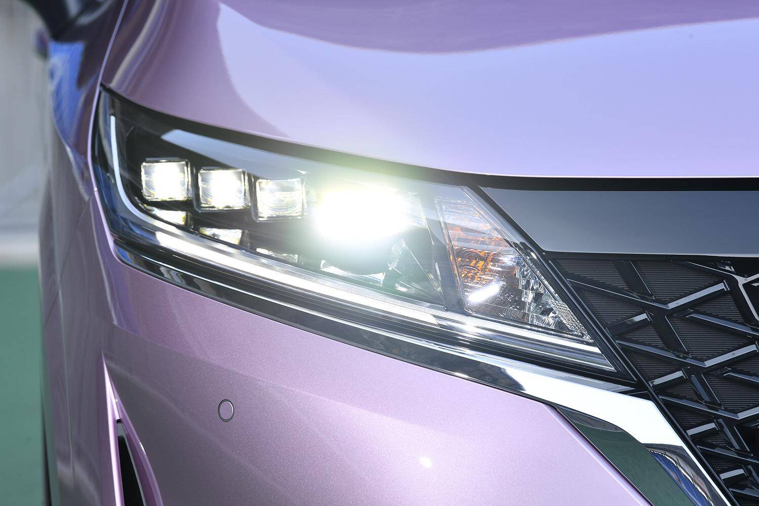 販売分析のスペシャリストが選んだ「今年のクルマ」！　寸前までヴェゼルが１位だったが……最後にノートに10点を入れたワケ