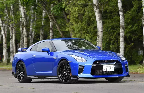 「スポーツカーなんて売れない……時代にエライ！　「頑張ったで賞」をあげたい21世紀のスポーツモデルとメーカーとは」の画像