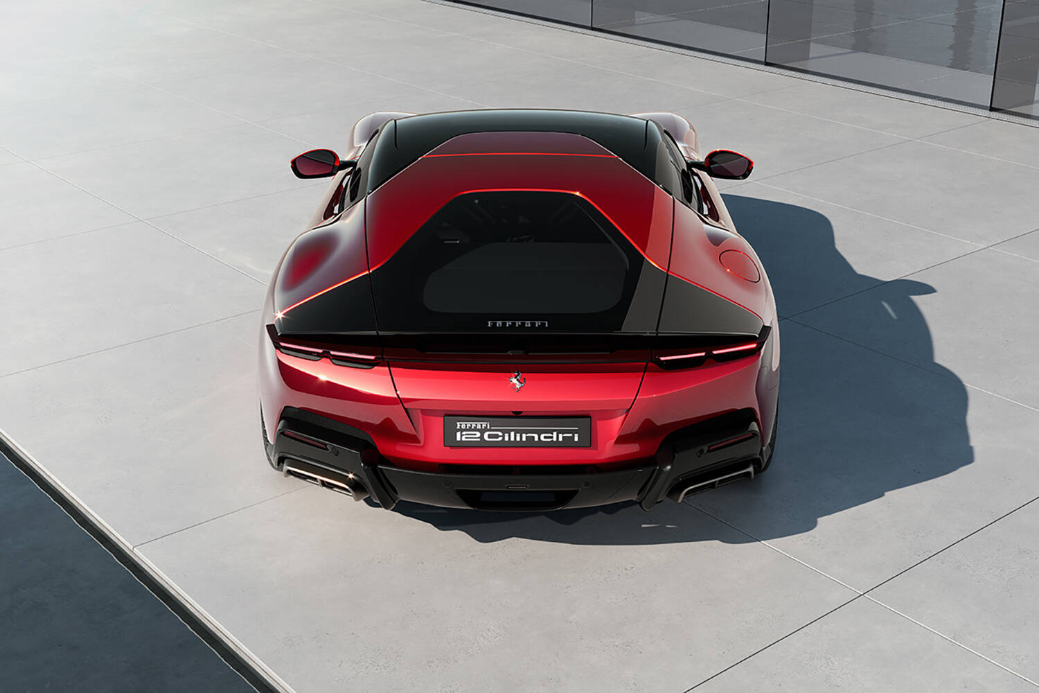 ハイブリッド化はナシで自然吸気で突っ走る！　フェラーリの新たな12気筒モデル「12チリンドリ」はクーペとスパイダー同時デビュー