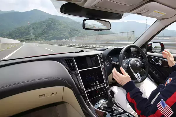 「かつてTN戦争とまで言われ日本の二強メーカーだった日産！　いまや国内販売台数５位にまで縮小してしまったワケ」の画像