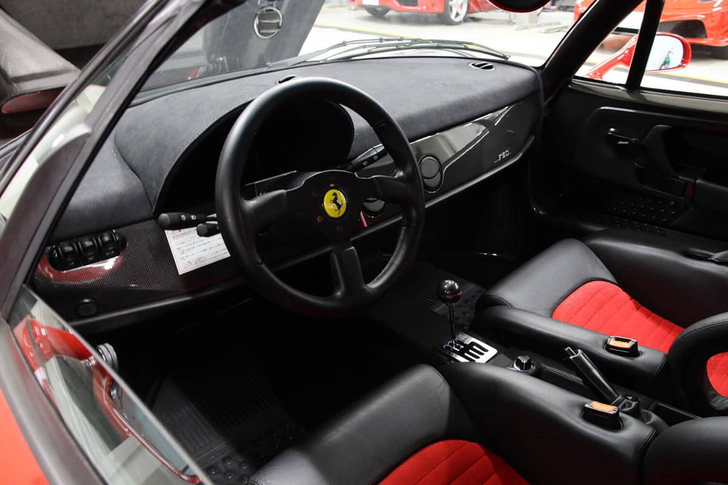 手足の震えがとまらない！　助手席との会話不可！　数多のスーパーカーに乗ってきたジャーナリストが「走らせる」だけで苦しんだクルマ３選