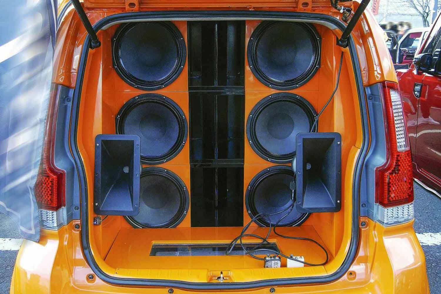 そういやそこら中にいましたっけ！　かつてブームを巻き起こしたクルマのカスタム手法３選