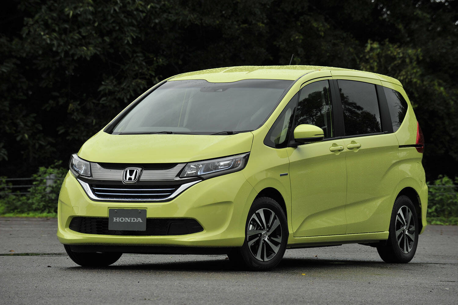 売れ筋のコンパクトミニバン「ホンダ・フリード」の魅力に迫る！