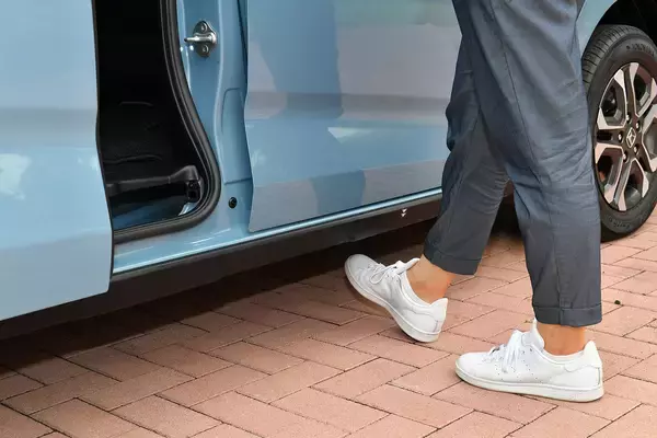 「売れ筋のコンパクトミニバン「ホンダ・フリード」の魅力に迫る！」の画像