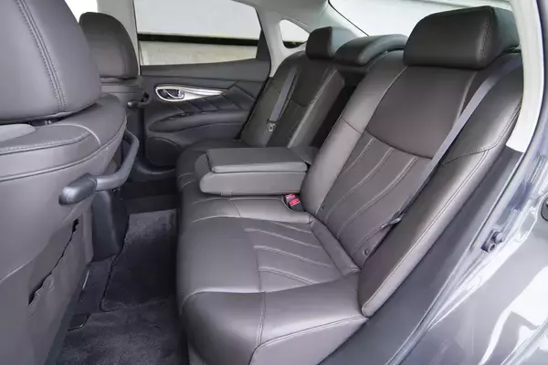 「現在はスカイラインのみ！　かつて勢いのあった日産のセダンモデルを振り返る」の画像