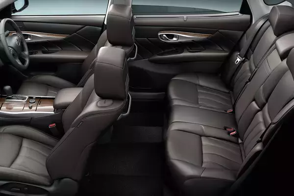 「現在はスカイラインのみ！　かつて勢いのあった日産のセダンモデルを振り返る」の画像