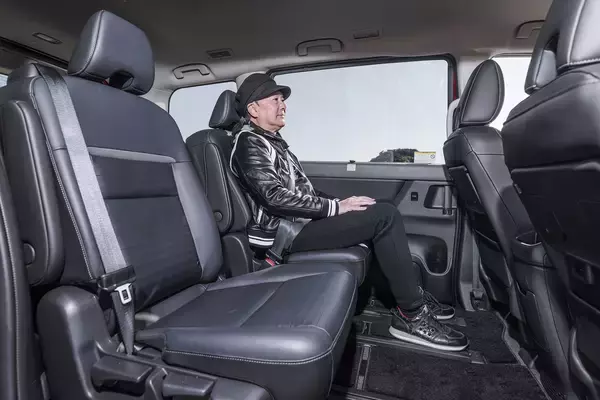 「新型日産セレナの室内を徹底調査！　「イイとこ」「もう一歩なところ」を本音で解説」の画像