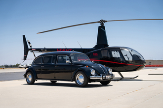 庶民車のビートルを魔改造！　リムジン化した通称「ロールスワーゲン」はハリウッドスターも虜にした１台だった