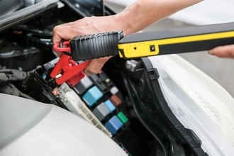 普通に走れるけど「突然死」があるから恐い……だったらCCAテスターがオススメ！　クルマのバッテリーの健康診断ができるCCAとは？