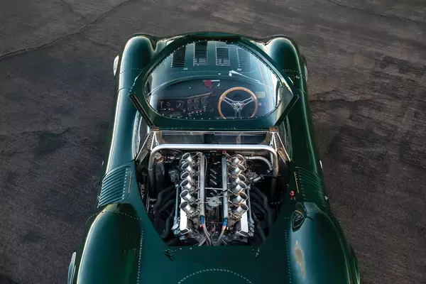 「打倒フェラーリを掲げて開発されたジャガーXJ13！　闘うことなく消えた悲運のマシンは後年オークション価格でフェラーリに勝利!!」の画像