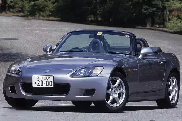 「まさかの「癒し効果」！　クルマ好き陶酔の「ホンダのエンジン音」は赤ちゃんも大好きだった」の画像