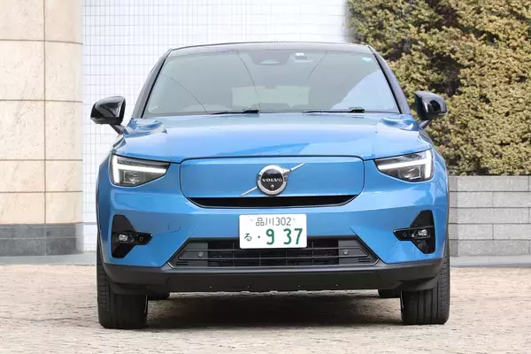 「オラオラなバカデカ系か？　癒しのシンプル系か？　二極化が進むクルマのグリルに正解はあるのか」の画像