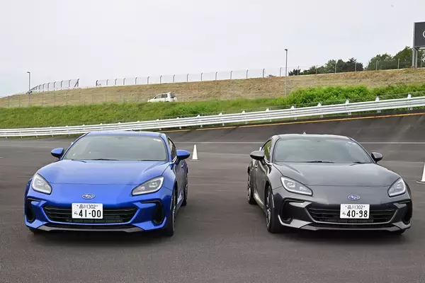 「電気だけが答えじゃない！　水素エンジン＆バイオ燃料車に一気乗りしたら想像以上に「普通」で驚いた」の画像