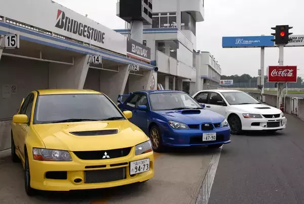 「「値段から車重からパワーまで」発売前から予想合戦の嵐！　かつて自動車雑誌が追いかけまくったクルマ５台」の画像