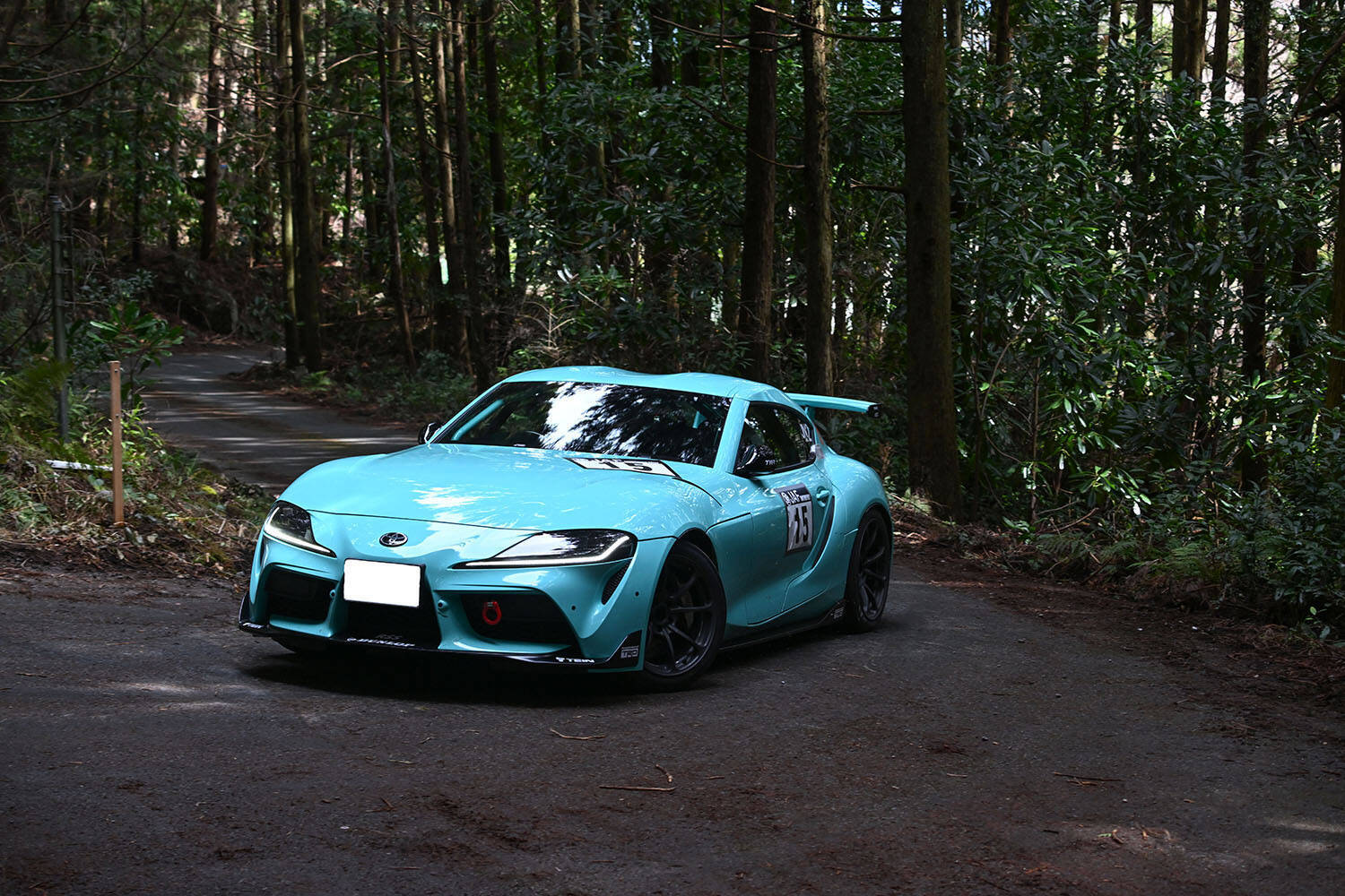 「鼻が長くて前が見えない！」「エンジンが吹けない！」それでもラリーデビューで２位って「スープラ」の速さがヤバイ！