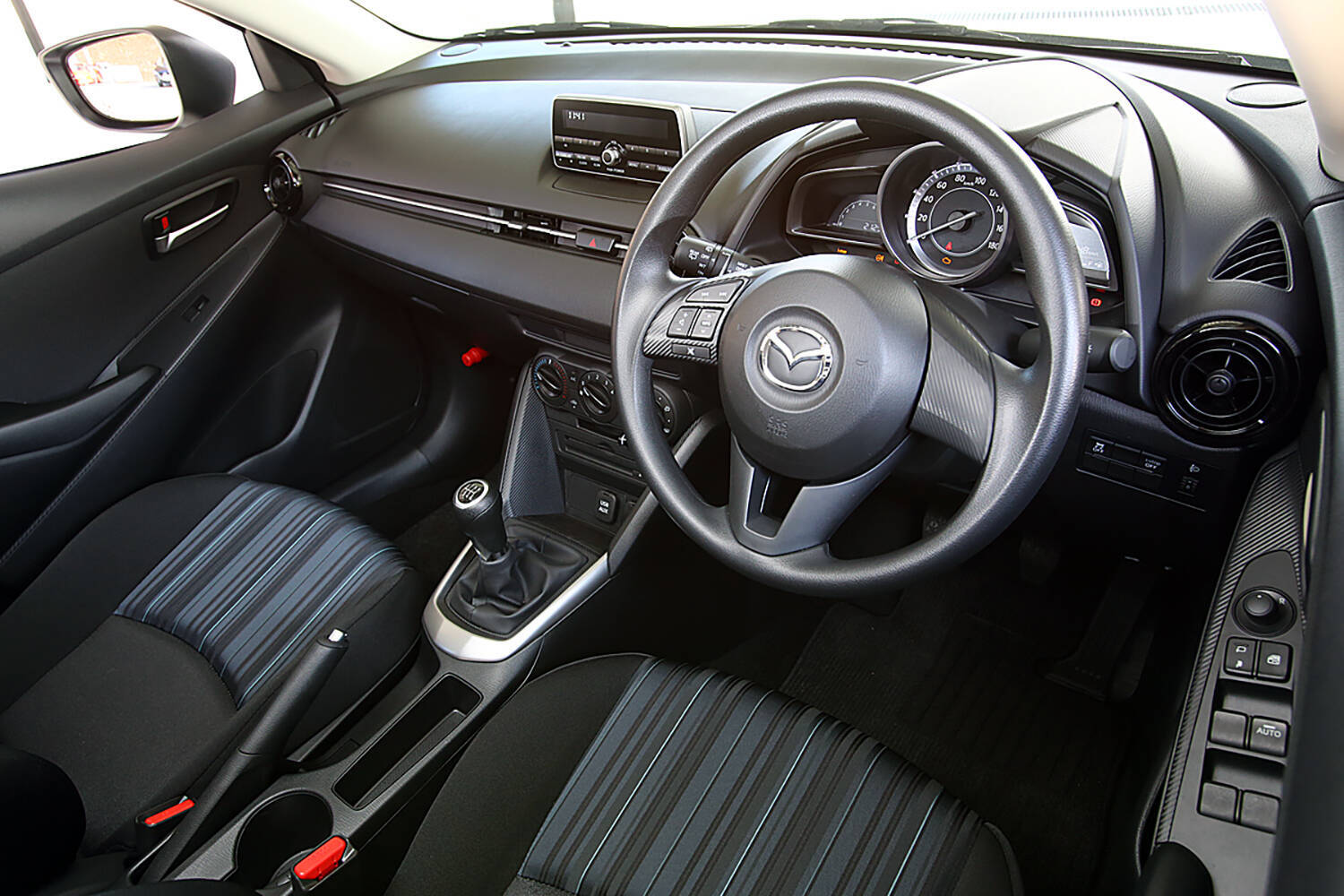 運転ラクだし楽しいしで結構アリな組み合わせなのになかなかレア！　ディーゼル＋MTが選べる中古車４選