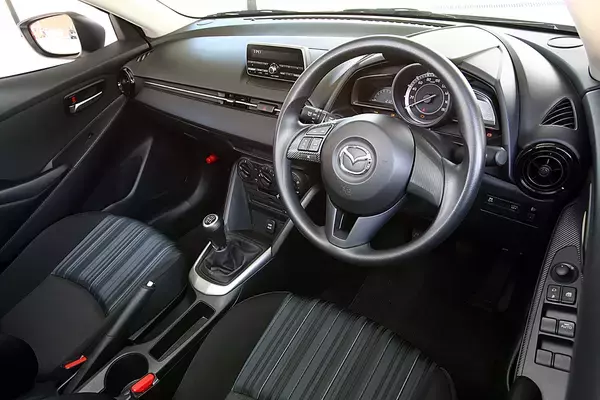 「運転ラクだし楽しいしで結構アリな組み合わせなのになかなかレア！　ディーゼル＋MTが選べる中古車４選」の画像