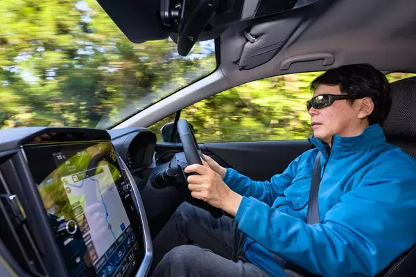 「【試乗】名前が変わっただけのことはある！　スバル・クロストレックはXVよりも走りの質感が大幅アップ」の画像