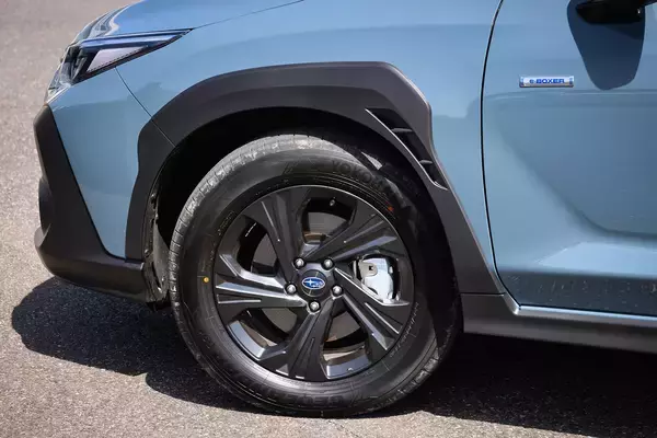 「【試乗】名前が変わっただけのことはある！　スバル・クロストレックはXVよりも走りの質感が大幅アップ」の画像