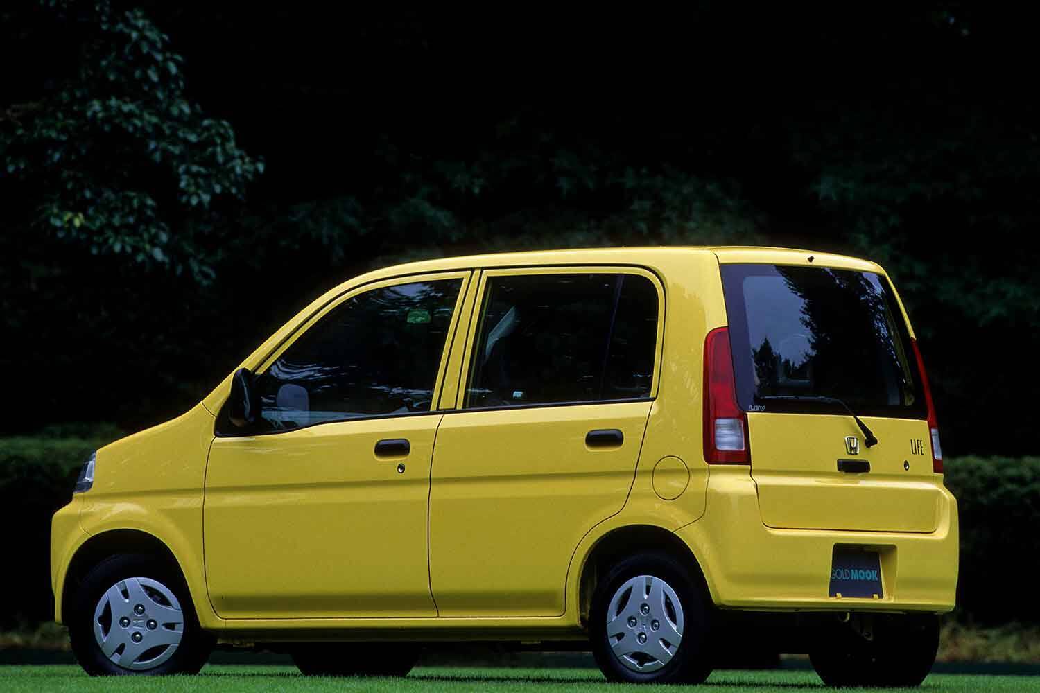 最終モデルでも20年が経過しているのに残存率ヤバくないか!?　ホンダ３代目ライフをしょっちゅう街で見かける理由とは