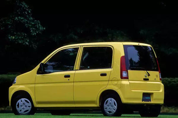 「最終モデルでも20年が経過しているのに残存率ヤバくないか!?　ホンダ３代目ライフをしょっちゅう街で見かける理由とは」の画像