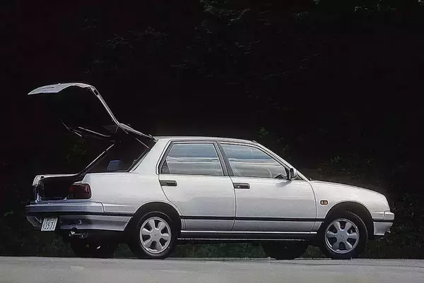 「クルマの名前は昔から「バック」だらけ！　いったいどんな「バック」なのかまるっと解説」の画像