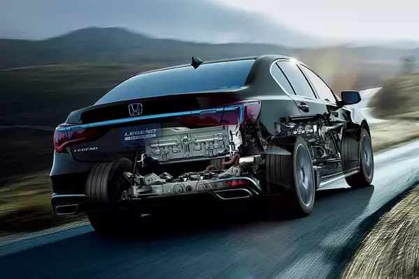 もはや依存せずには成り立たない！　いまどきのクルマは「電子制御技術」に支配されていた