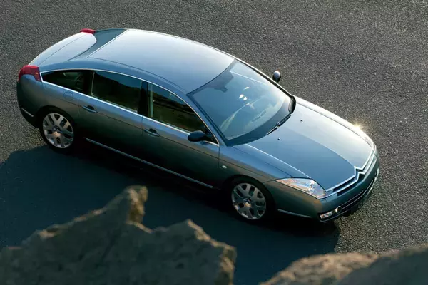 「うっとり夢心地！　あまりに乗り心地が良すぎて忘れられない衝撃モデル５選」の画像