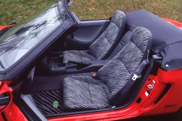 「クルマ好きが言う走りなら「ミッドシップ」って本当？　そんなにいいのに採用車が少ないのはナゼ」の画像