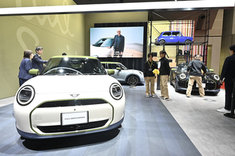 MINIもポールスミスも売れまくるニッポン！　日本人大好きブランド同士のコラボは注目されて当たり前!!