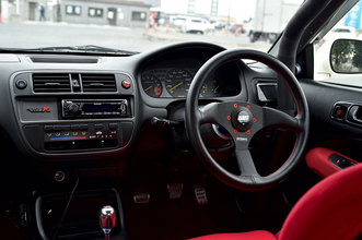 乗るたびに異世界転生！　衝撃デザインにアガること間違いなしのクルマのインパネ６選