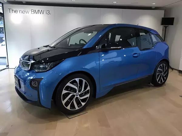 「乗るたびに異世界転生！　衝撃デザインにアガること間違いなしのクルマのインパネ６選」の画像