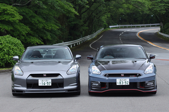 初期型は「野生馬」、最新型は「世界の富裕層が納得」。ドリキンが語るR35 GT-R、17年間の劇的進化【土屋圭市 峠賛歌】