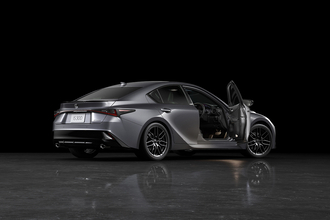 デザインと走りを極めたワンランク上の１台！　レクサスISの特別仕様車“F SPORT Mode Black III”が登場