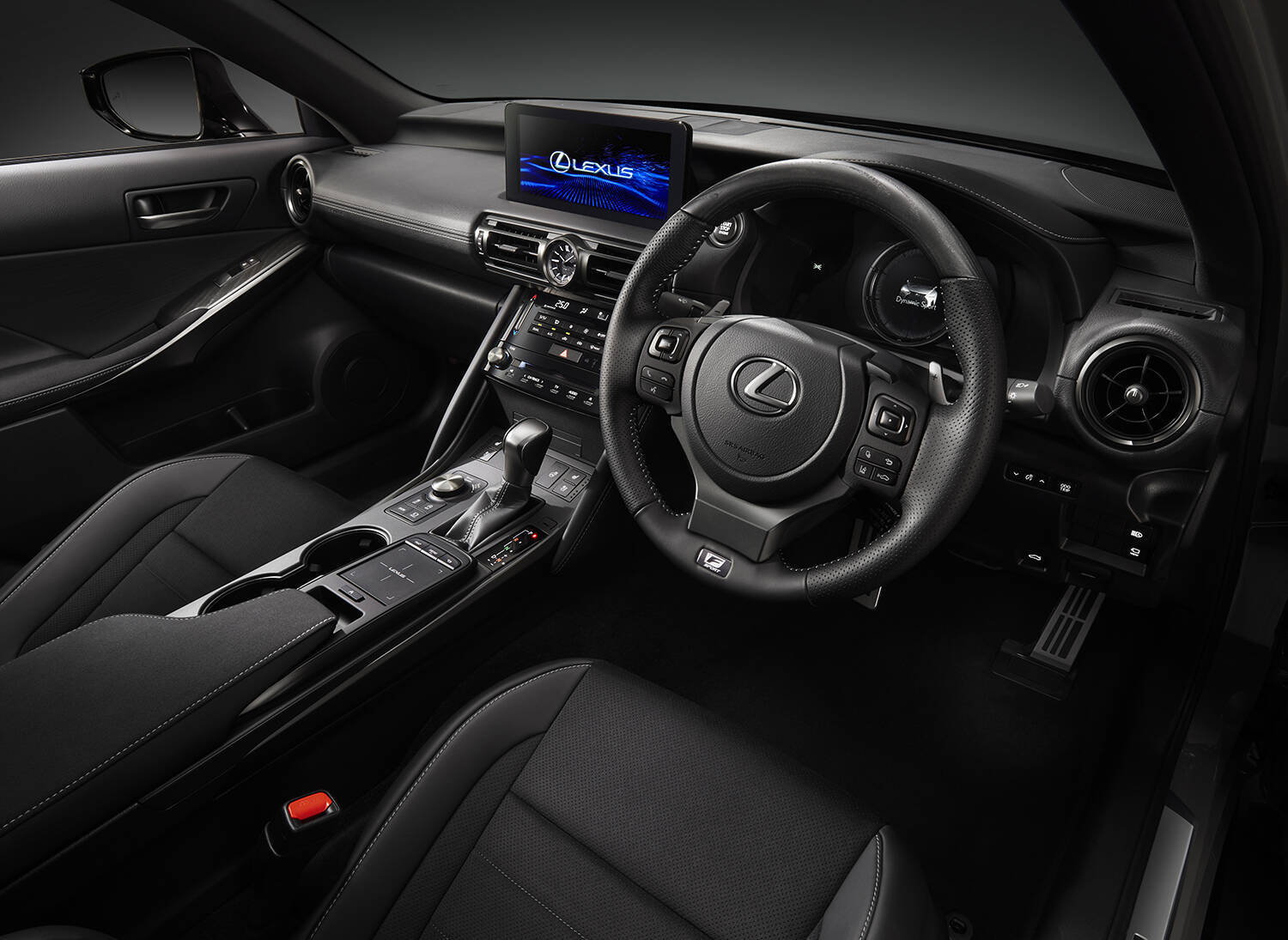 デザインと走りを極めたワンランク上の１台！　レクサスISの特別仕様車“F SPORT Mode Black III”が登場