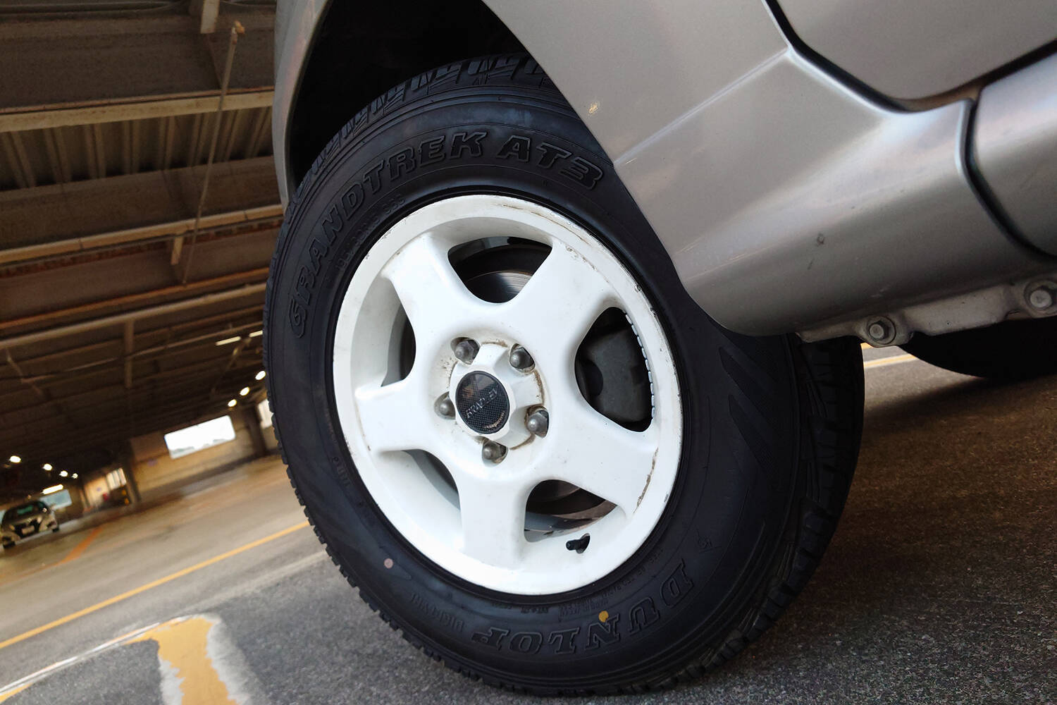 冬用タイヤ規制が発令！　走れるタイヤはドコを見ればわかる？