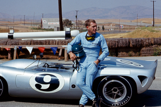 まんま当時の姿にレースファン興奮必至！　現代技術で新たに作られた「ローラT70」は公道仕様もある!!