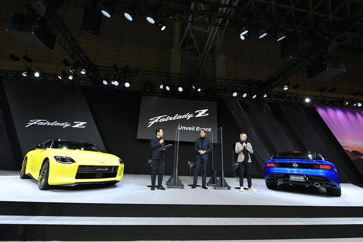 伝説の「432R」感のあるカスタム車まで登場！　フェアレディＺと隠れ家キャラバンの日産ブースは必見【東京オートサロン2022】