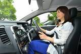 「外国人が「なんじゃこりゃ」の衝撃作も！　車内とは思えない「くつろぎ」のマイルーム感全開のクルマ５選」の画像1