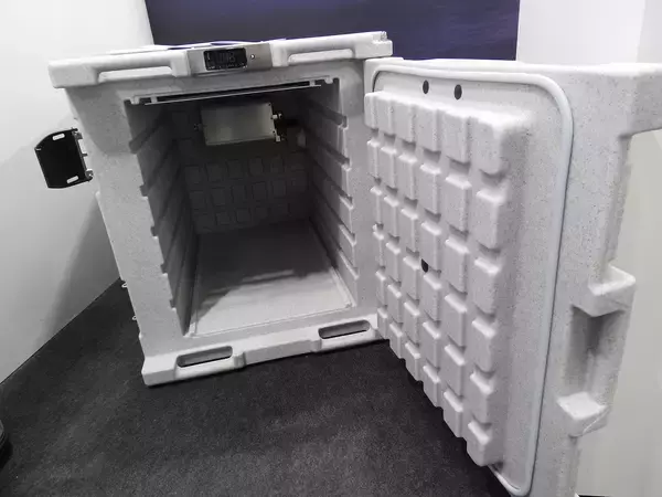 「「スワップボディ」「コールドテナー」「サイドバンパー代わりのツールボックス」！　物流をスムースにするトラックの「アイディア技術」が目から鱗!!」の画像