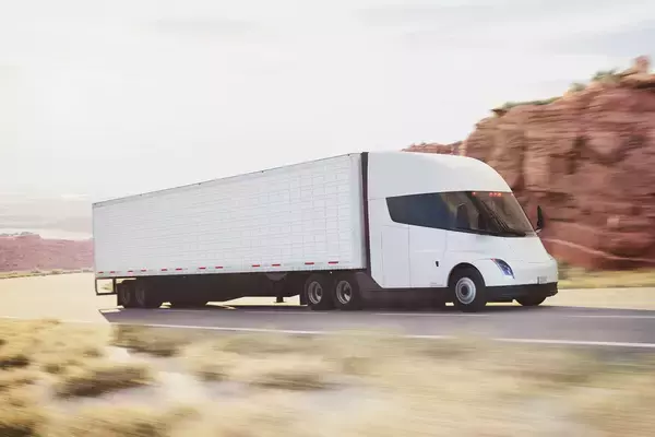 「絶好調「軽EV」の次は「商用軽EV」がくる！　働く電気自動車はメリットだらけだった」の画像