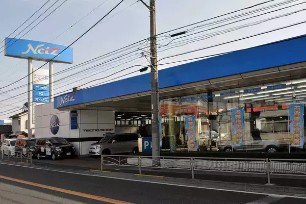 華やかさもないし規模も小さいし「なんでやっていけるの？」　小規模ディーラーが生き残っている納得の戦略とは