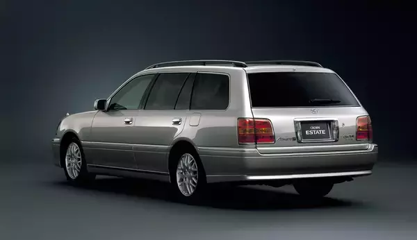 「クラウンシリーズ最後に登場のエステート！　「クラウンにワゴン？」なんて思ったらじつは伝統あるモデルだった」の画像