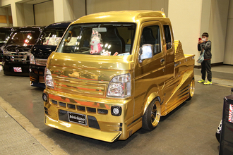 金ピカ！　竹ヤリ！　大径ホイール！　やりたい放題の「軽トラカスタム」が面白すぎた