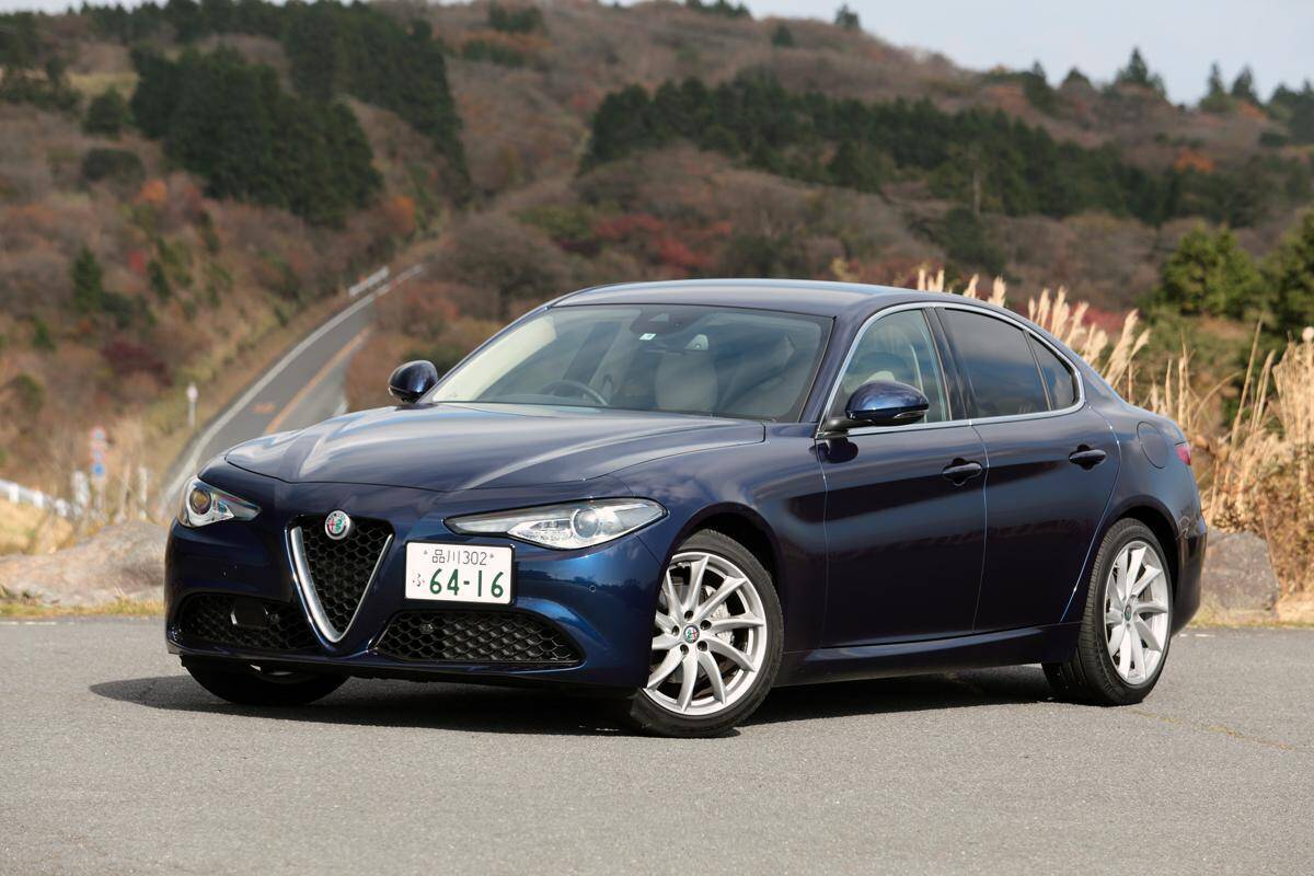 よもや200万円台で買ったとは思うまい！　庶民が確実に見栄を張れる「ゴージャス感」全開の輸入中古セダン４台