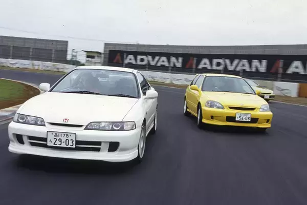 ひと昔前の不人気グレードまで目玉が飛び出る高額っぷり！　新車価格超えもゴロゴロの国産中古スポーツ４選